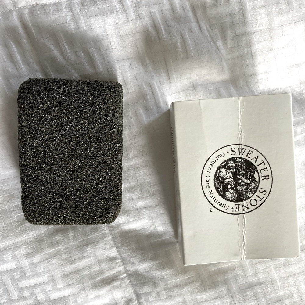 Sweater stone
